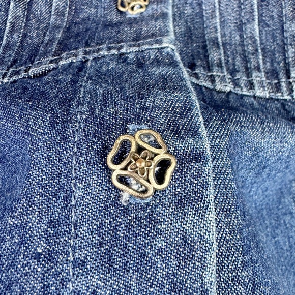 Samantha Edwards Vintage Denim Pin Tuck Blouse - Picture 5 of 8